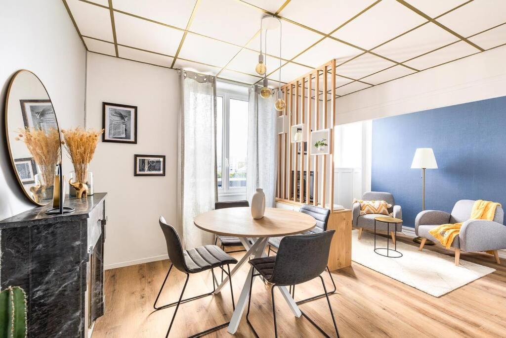 Appartement Cozy En Face De La Gare - Saint-Brieuc Luaran gambar